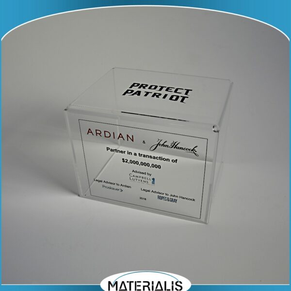 Impression UV en couleur pour personnalisation du panneau de façade