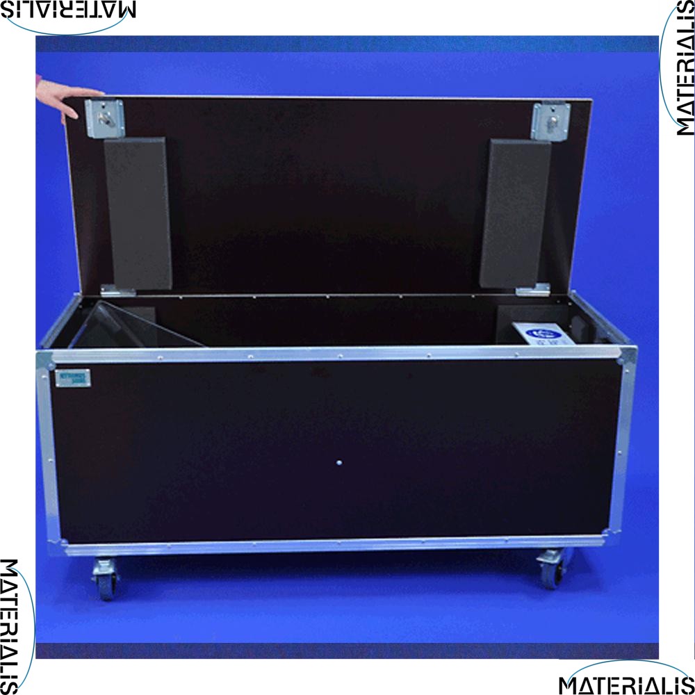 Flight case pupitre 135x57x50 cm – sécurisé avec serrure et mousse haute densité