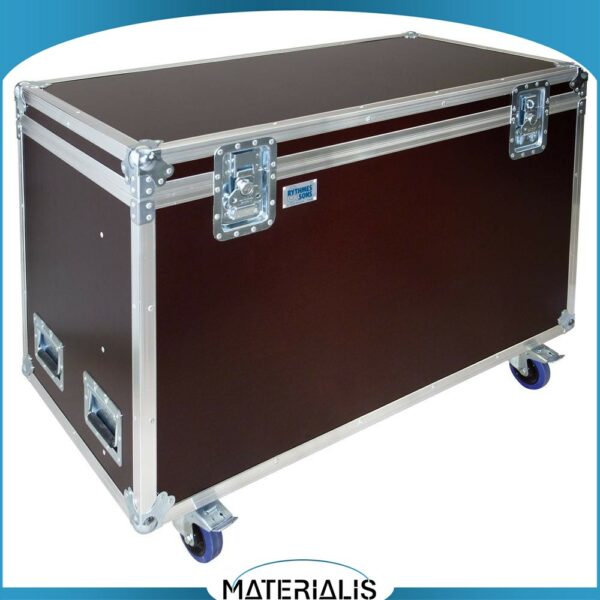 Flight case 130x83x80 cm pour protéger votre pupitre. Mousse haute densité, poignées cadenassables, roulettes freinées. Idéal pour transport sécurisé.