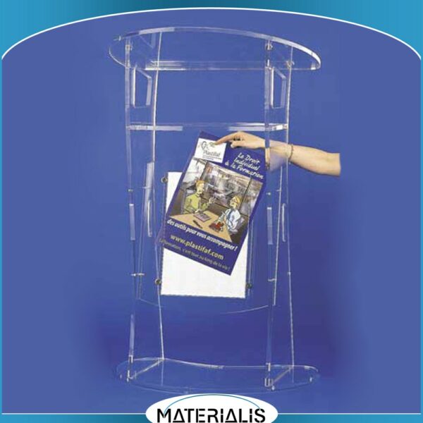 Porte-affiche A3 vertical à fixer sur pupitre, idéal pour insérer facilement une affiche ou un logo sans outil. Format imprimable standard 29,7 x 42 cm.